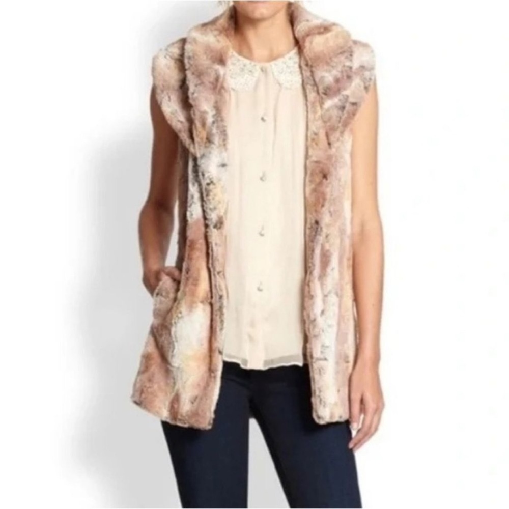Alice + Olivia Tan White & Grey Marbled Faux Fur Open Vest Size Small
